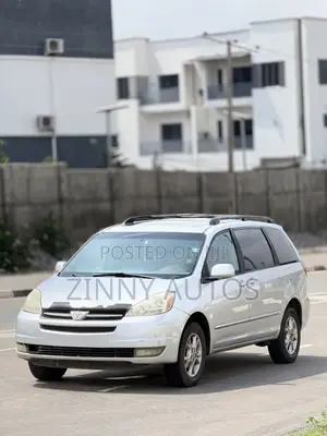 Toyota Sienna XLE 2005 Silver