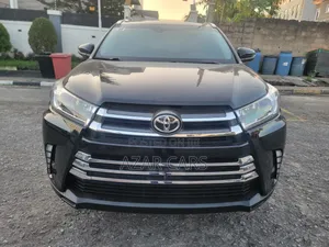 Toyota Highlander Limited Platinum 4dr SUV AWD (3.5L 6cyl 6A) 2014