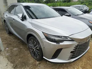 Lexus RX 2024