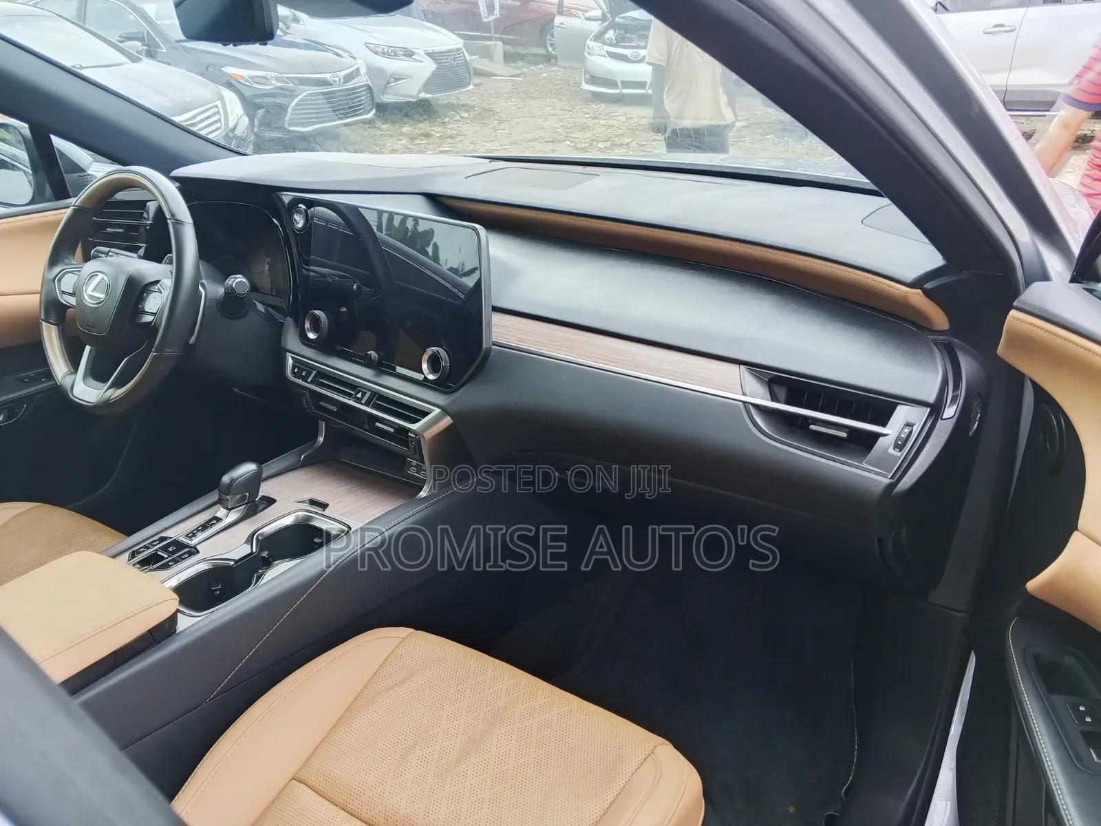Lexus RX 2024