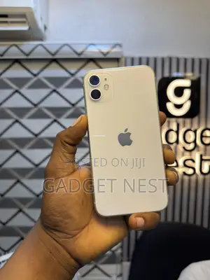 Apple iPhone 11 128 GB White