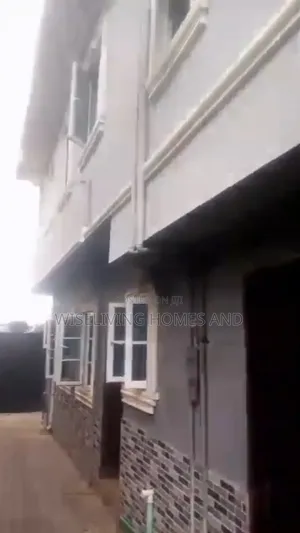 1bdrm Block of Flats in Jubril Olabisi Off, Ejigbo / Ejigbo for rent