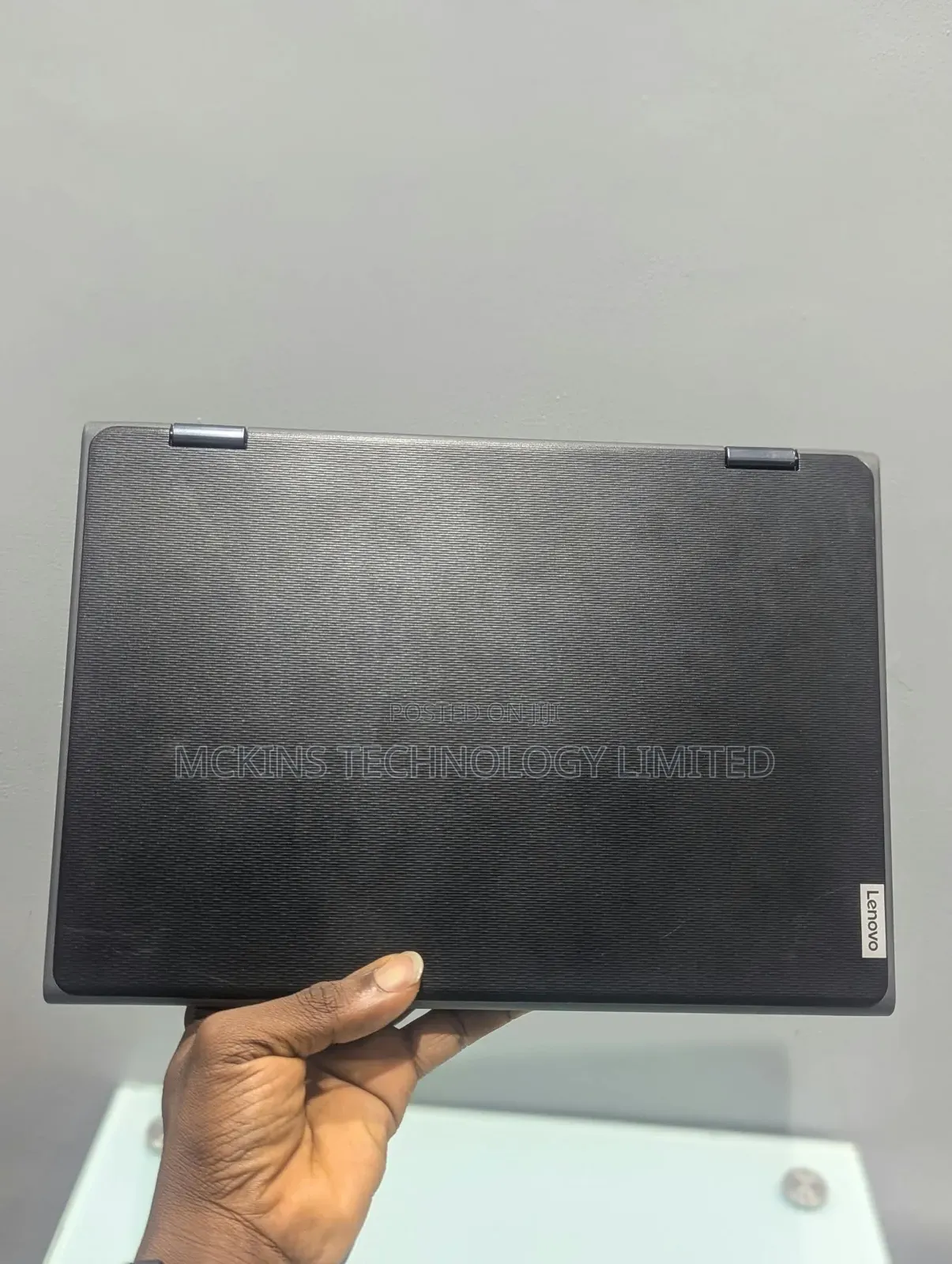 Laptop Lenovo 300e 4GB Intel Celeron SSD 128GB