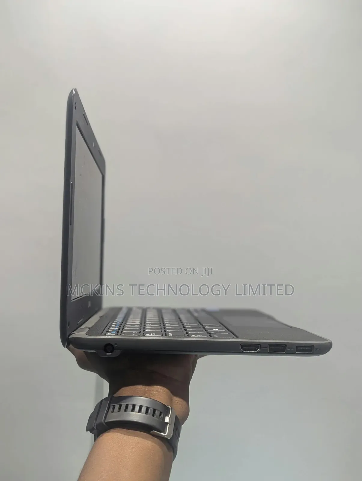 Laptop Lenovo 300e 4GB Intel Celeron SSD 128GB