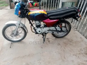 Bajaj Boxer 100 2021 Red