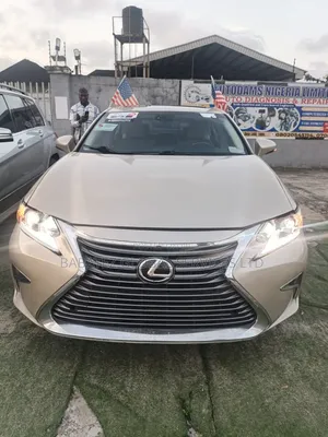 Lexus ES 2015 Gold