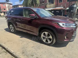 Toyota Highlander Limited 4dr SUV AWD (3.5L 6cyl 6A) 2015 Burgundy
