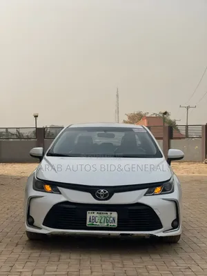 Toyota Corolla 2019 White