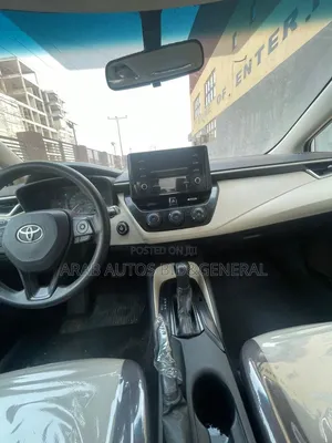 Toyota Corolla 2019 White