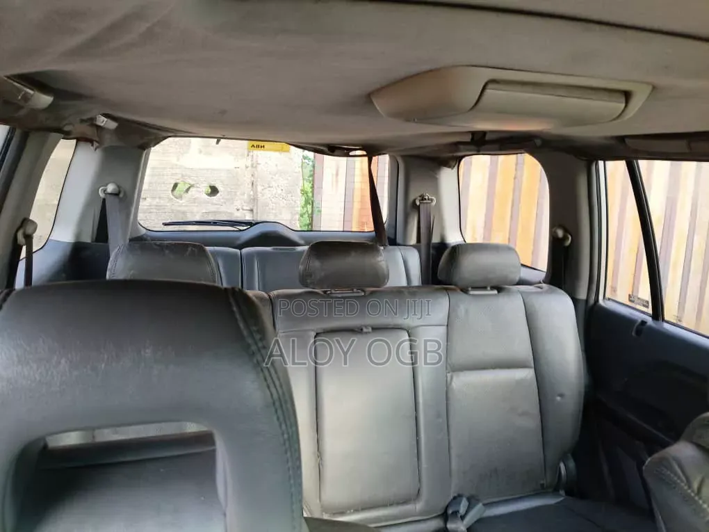 Honda Pilot 2005 Silver