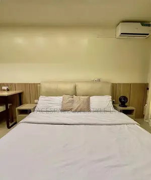 Luxurious 3 Bedroom Lekki With Swimming Pool
