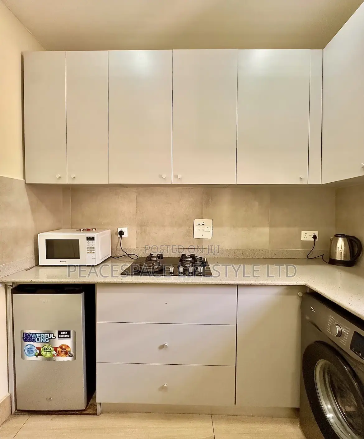 Luxurious 3 Bedroom Lekki With Swimming Pool