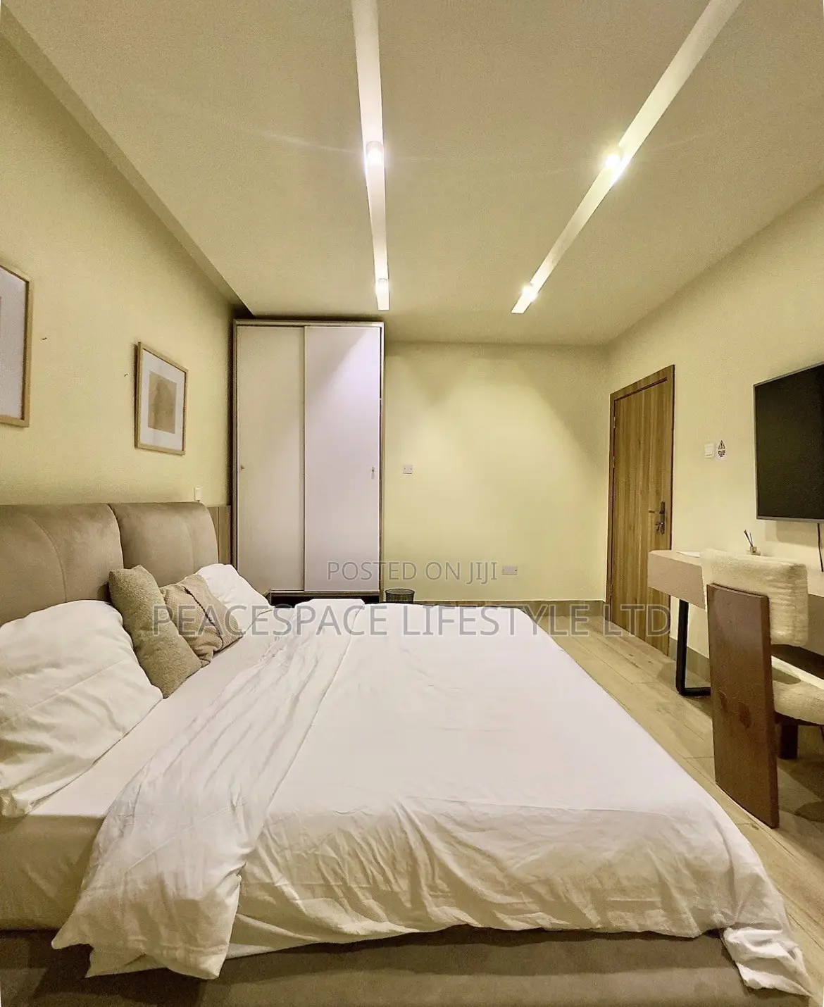 Luxurious 3 Bedroom Lekki With Swimming Pool