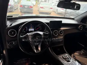 Mercedes-Benz GLC-Class 2017 Black