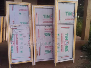 Aluminium Hinge Door