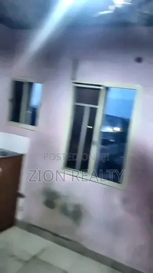 1bdrm Bedsitter in Bashorun Estate, Sangotedo for rent