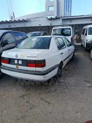 Volkswagen Vento 2001 White