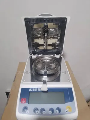 Moisture Analyzer