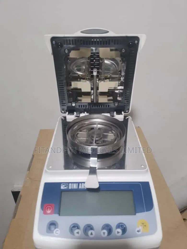 Moisture Analyzer