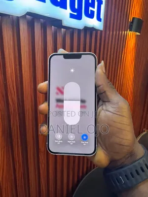 Apple iPhone 13 128 GB Pink