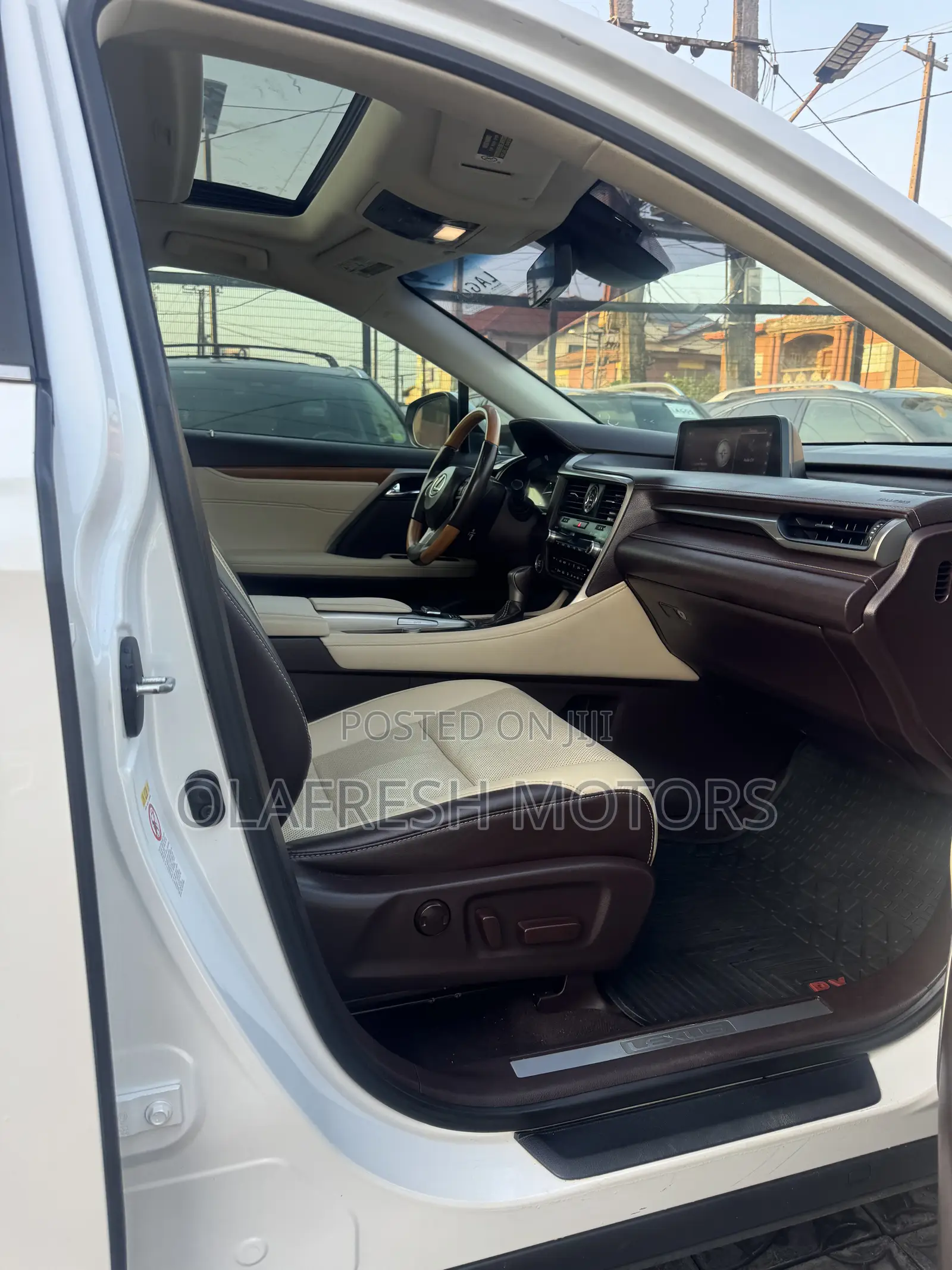 Lexus RX 350 AWD 2016 White