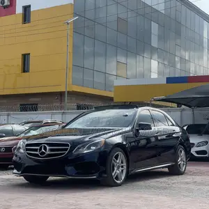 Mercedes-Benz E350 2014 Blue