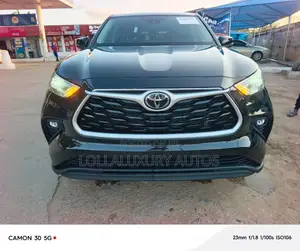 Toyota Highlander L 2022 Black