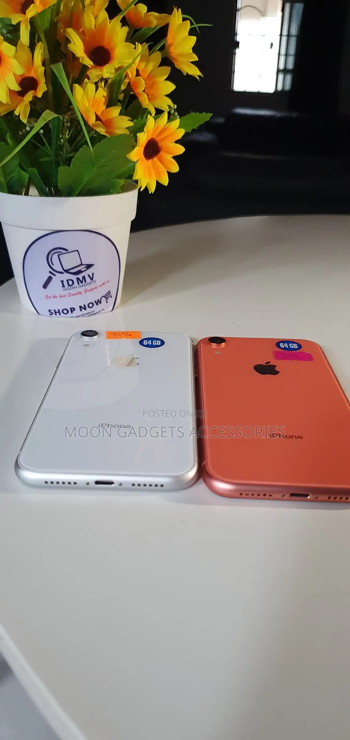 Apple iPhone XR 64 GB White