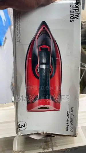 Morphy Richards EasyCharge 360 Cordless Steam Iron