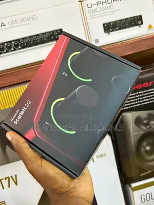 Focusrite Scarlett 2i2 4rth Gen