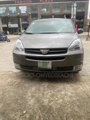 Toyota Sienna 2005