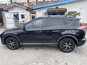 Toyota RAV4 SE AWD (2.5L 4cyl 6A) 2016 Black
