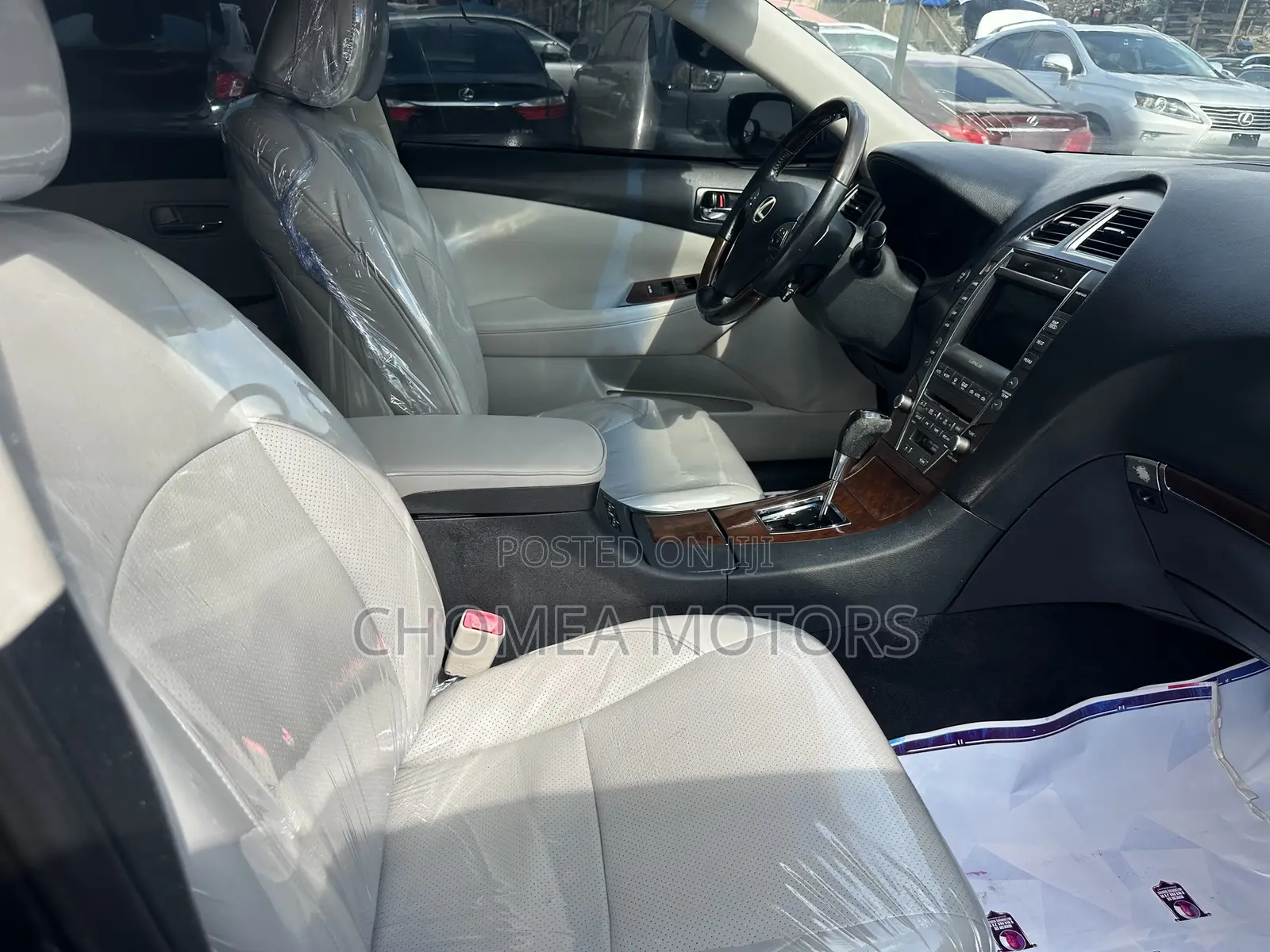 Lexus ES 2012 Gray