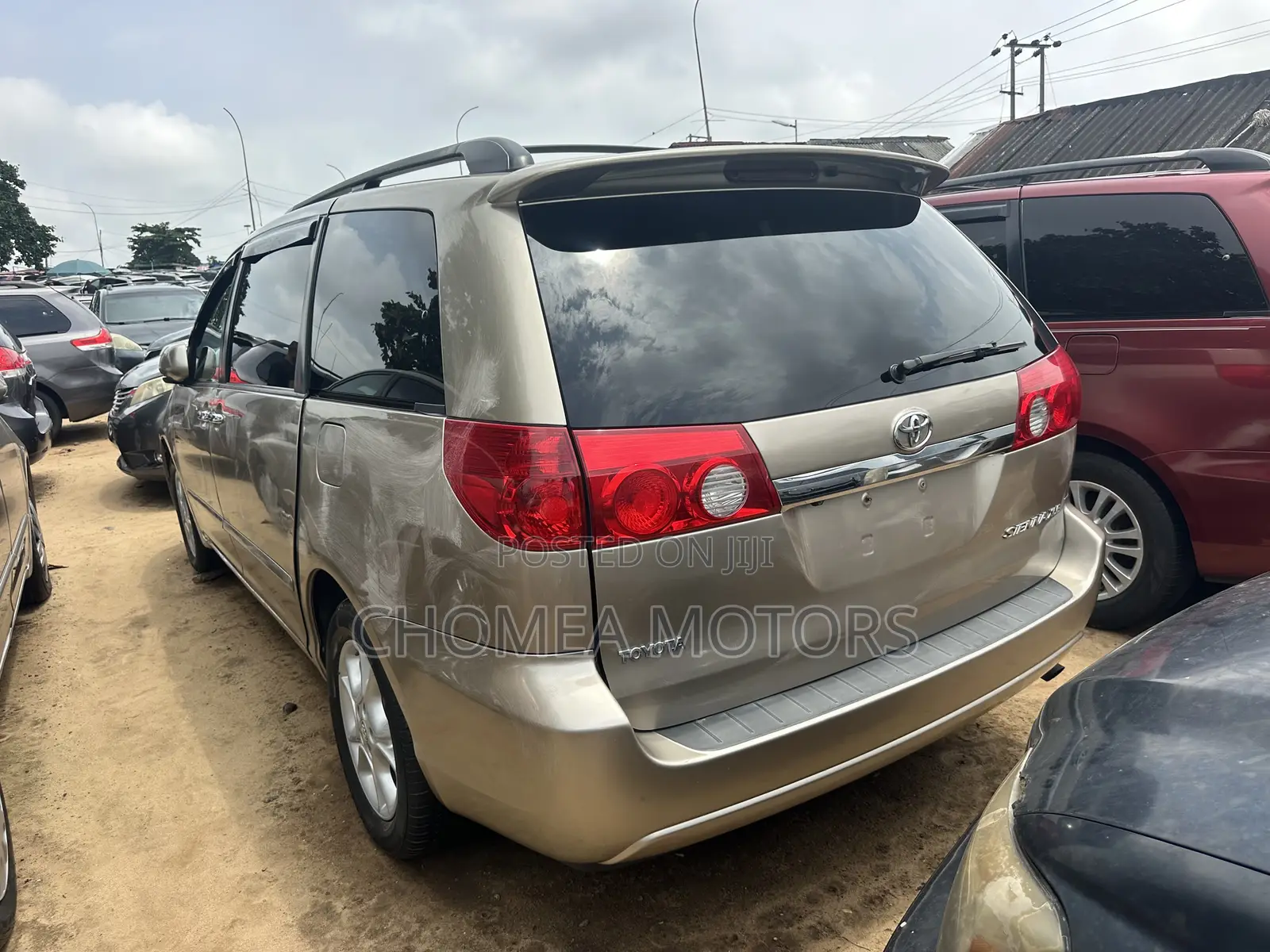 Toyota Sienna 2006 Gold
