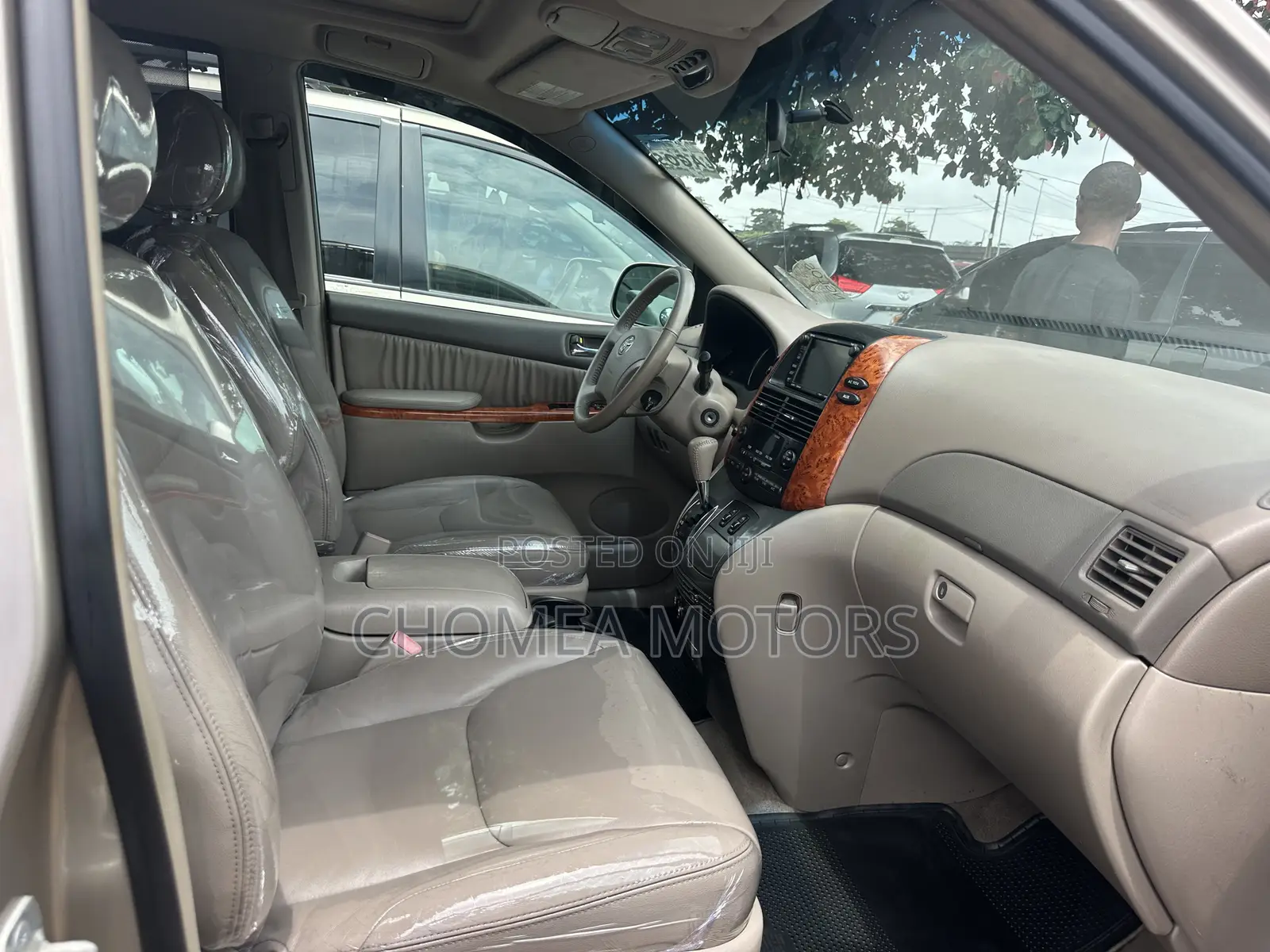 Toyota Sienna 2006 Gold