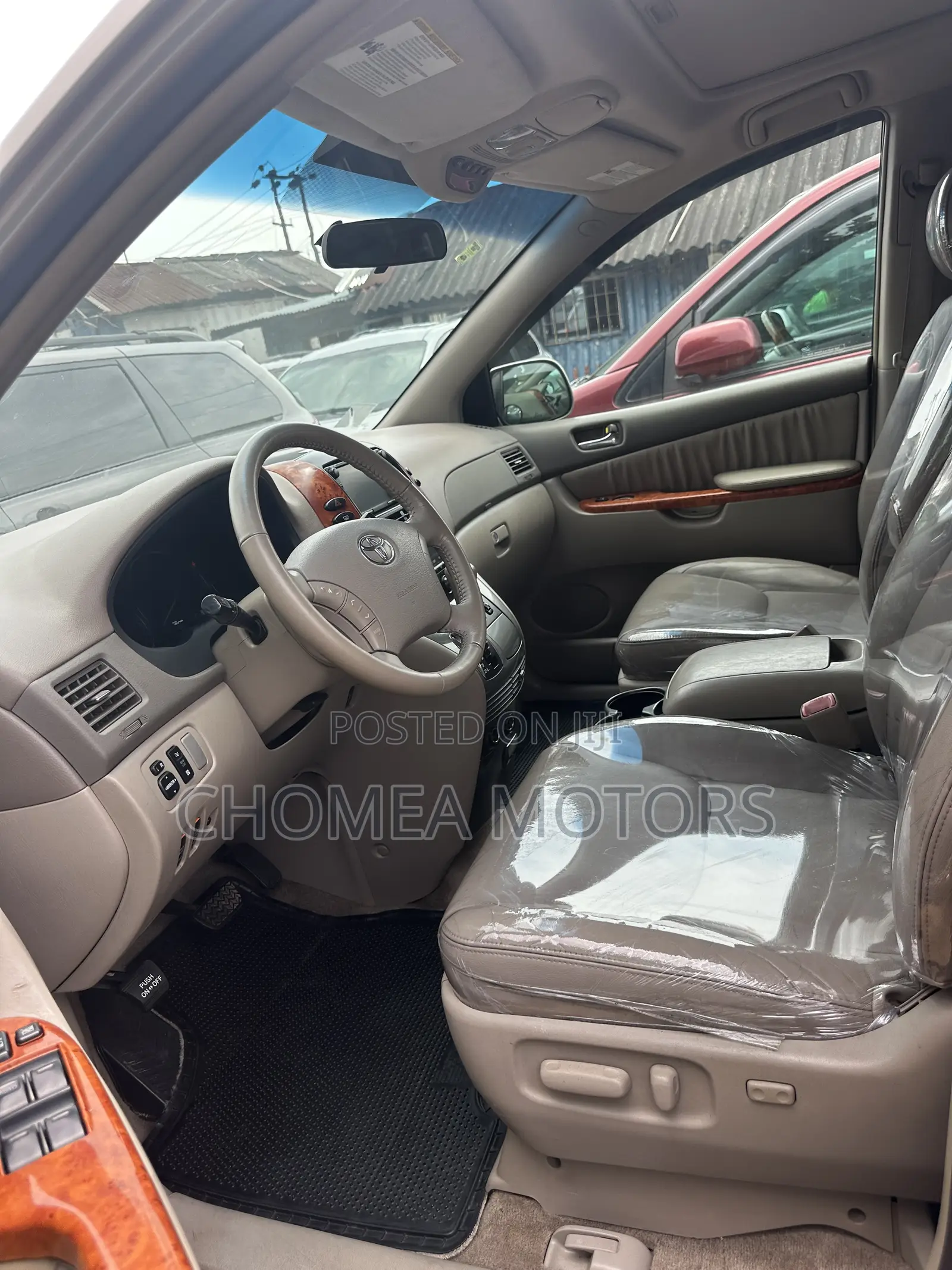 Toyota Sienna 2006 Gold
