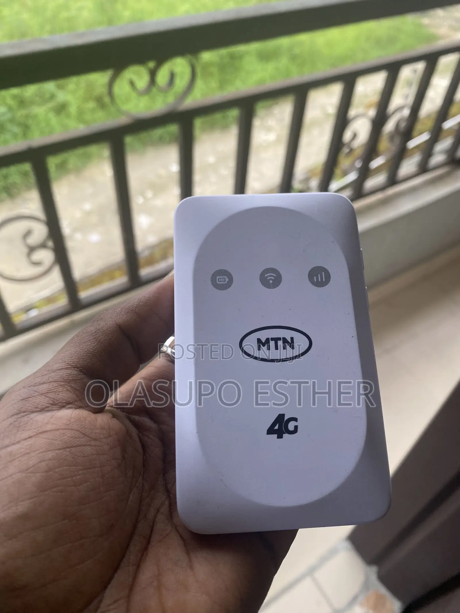 Universal Mifi