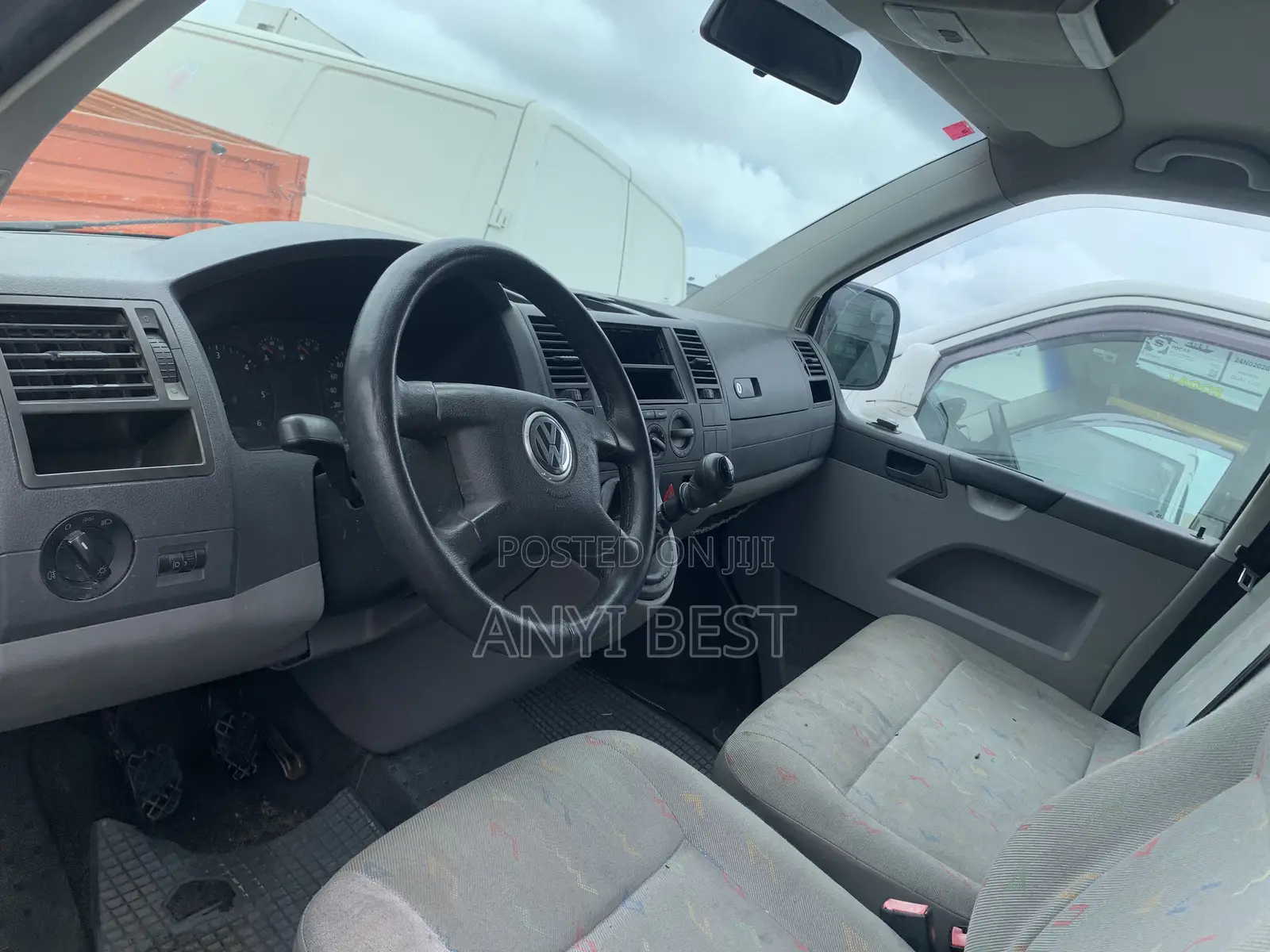 Volkswagen Transporter 2012 White