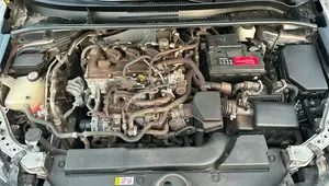 Toyota Corolla XSE 2023 Gold