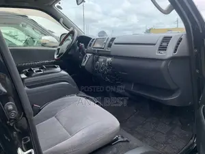 Toyota HiAce 2012 Black