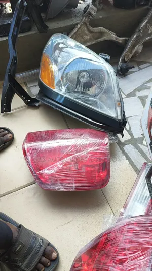 Head Lights and Back Lights 04 Honda Pilot