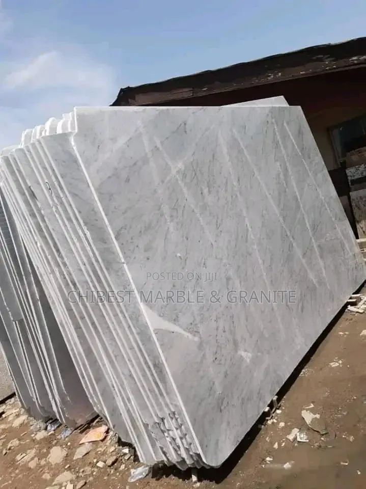 White Marble Slabs for Steps and Kitchen Cabinets and Countertops