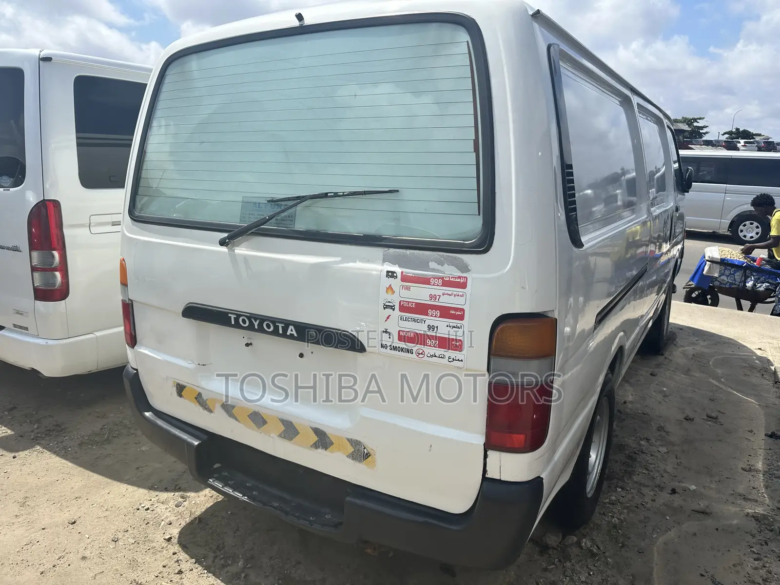 Toyota HiAce 1999 White