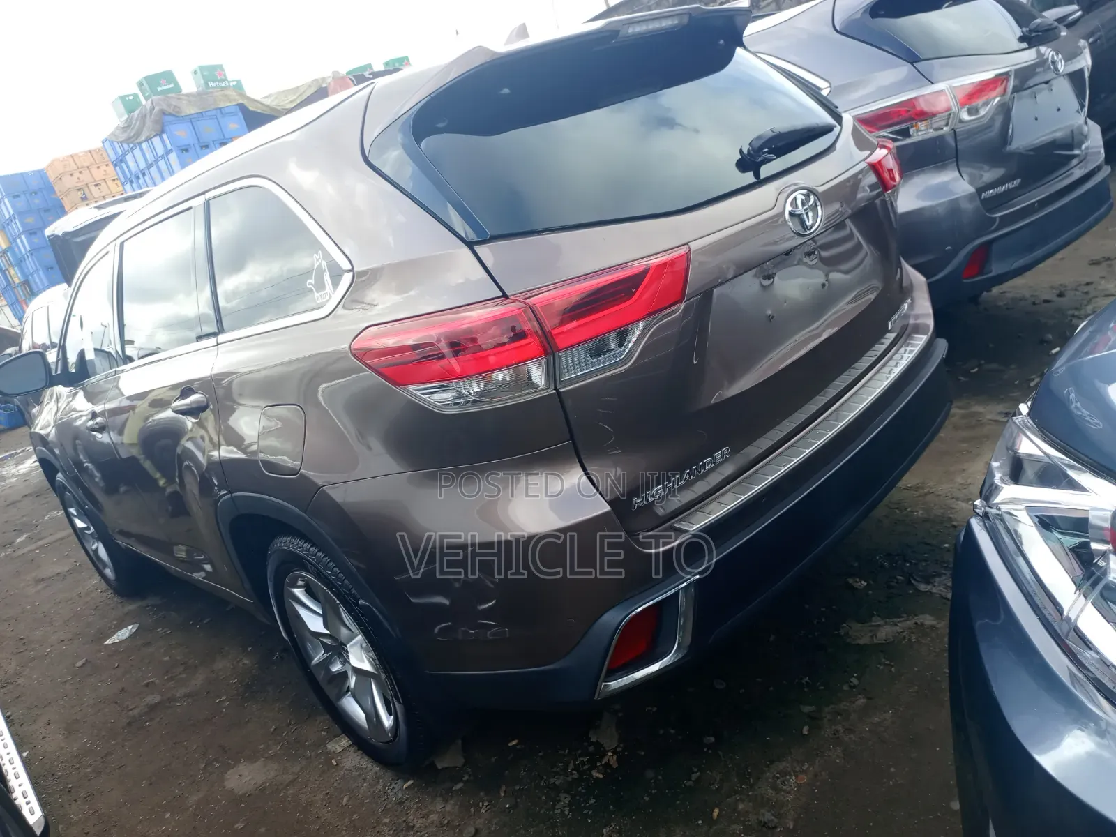 Toyota Highlander 2017 Brown