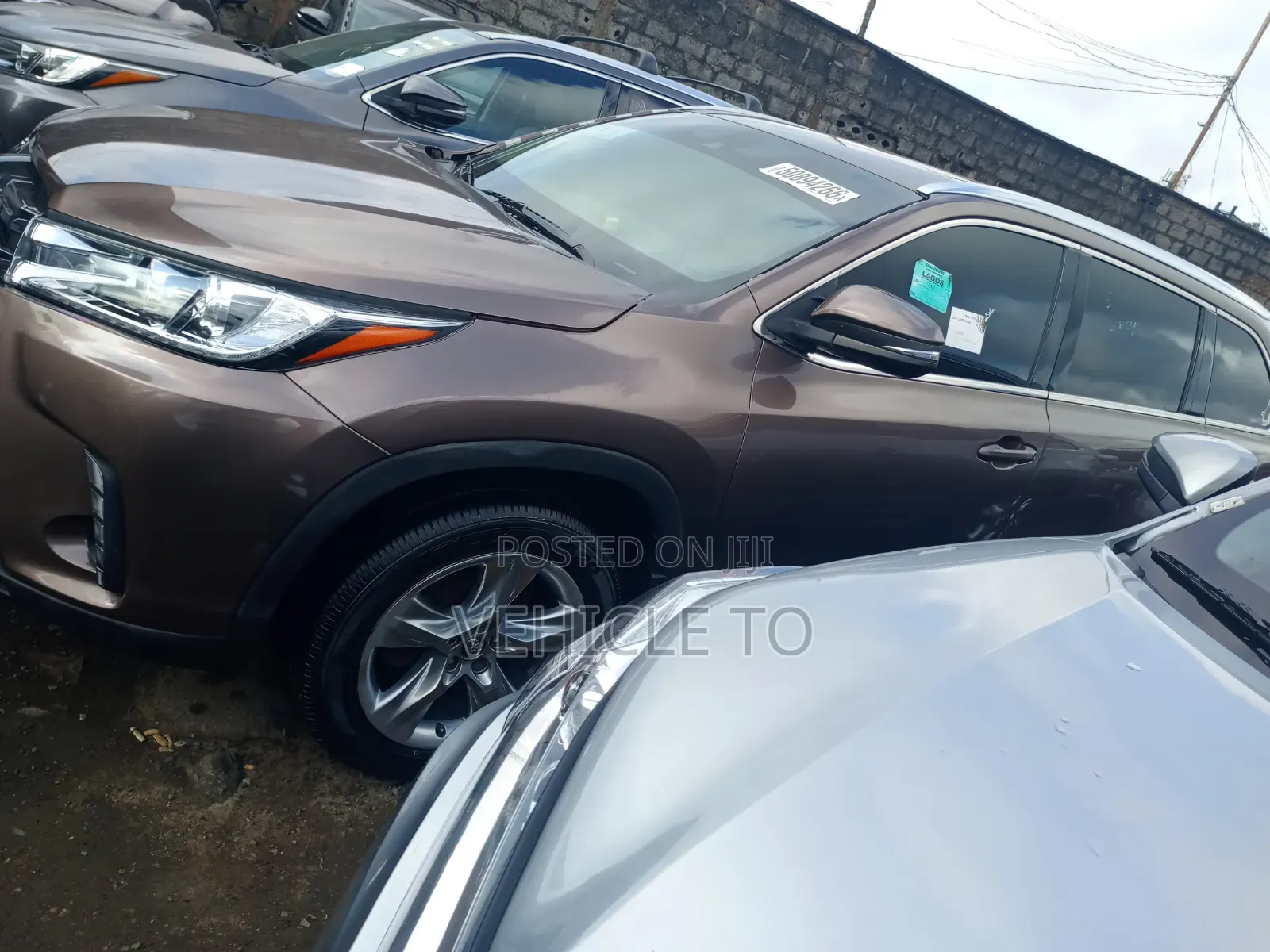 Toyota Highlander 2017 Brown