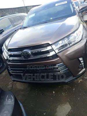 Toyota Highlander 2017 Brown