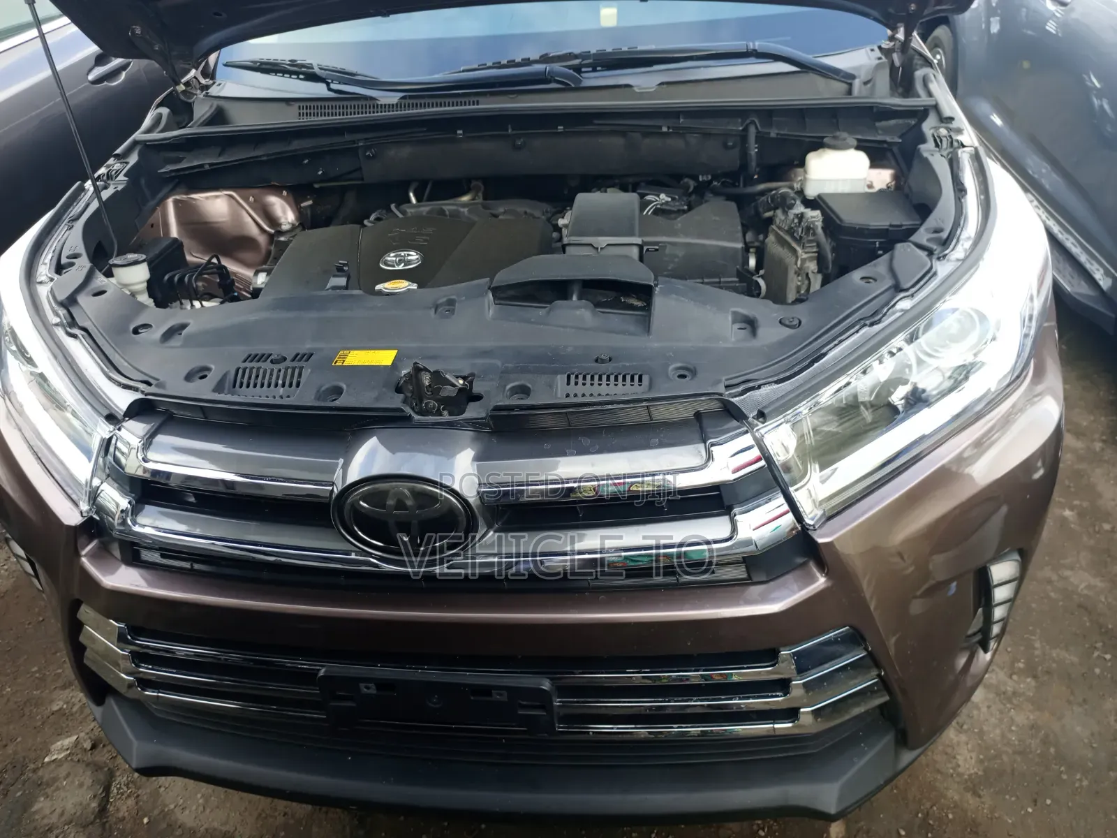 Toyota Highlander 2017 Brown