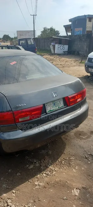 Honda Accord 2005 Gray
