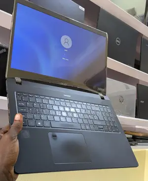 New Laptop Acer TravelMate P2 15 8GB Intel Core i5 SSD 256GB