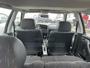 Volkswagen Golf 2000 Green